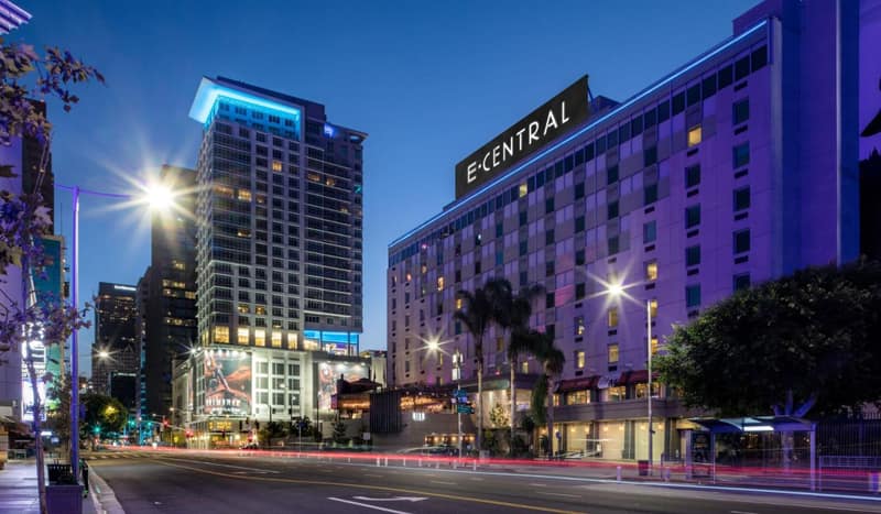 E Central Hotel Downtown Los Angeles — building