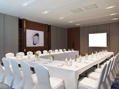 Mövenpick Resort Waverly Phu Quoc — photo 8