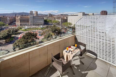 Olivia Plaza Hotel — photo 4