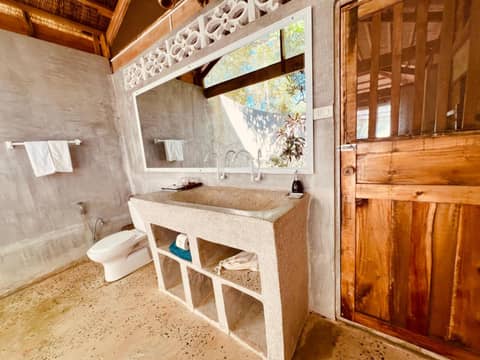 Bamboo Cottages — photo 8