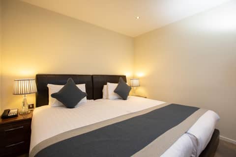 Grand Plaza Serviced Apartments — hotel room