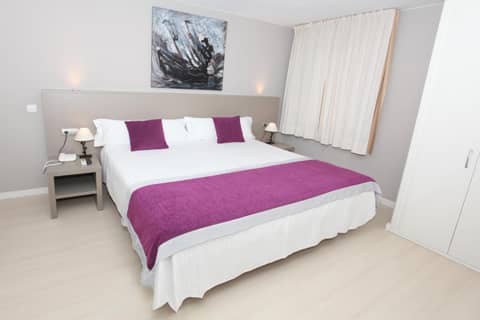 Hotel El Faro Marbella — hotel room