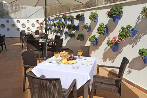 Hotel El Faro Marbella — dining