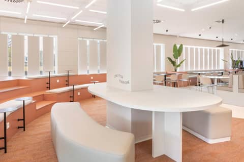 B&B HOTEL Granada Estación — meeting & event spaces