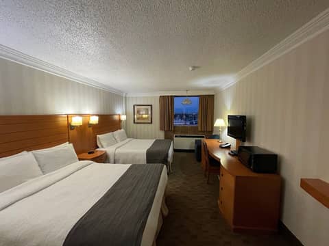 The Glenmore Inn & Convention Centre — photo 6
