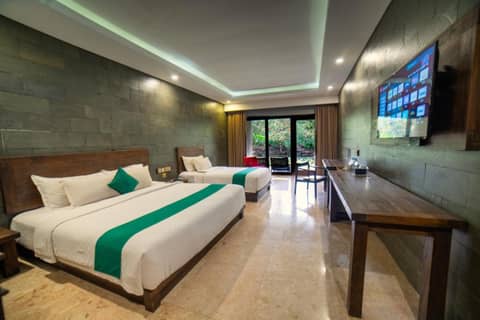 The Westlake Hotel & Resort Yogyakarta — photo 2