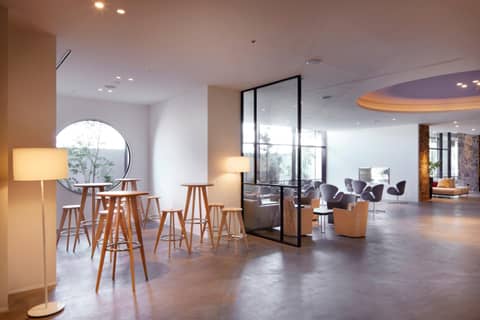 Hilltop Resort Fukuoka — recepcion & lobby