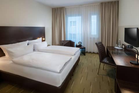 Premier Inn Berlin City Spittelmarkt — photo 9