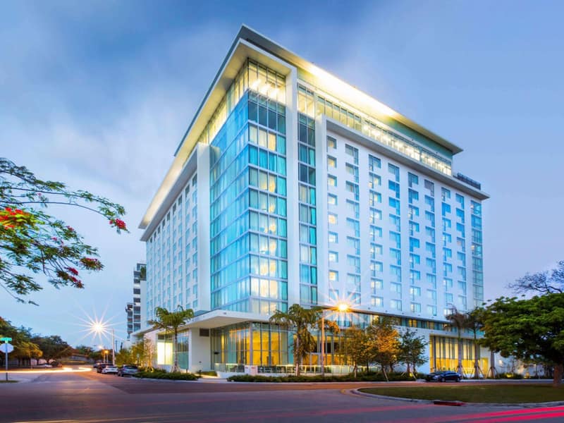 Novotel Miami Brickell — building