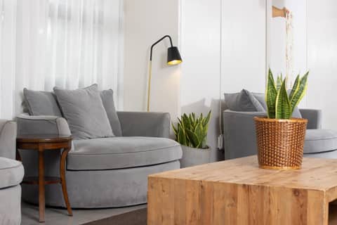 Ohia Waikiki Studio Suites — photo 5