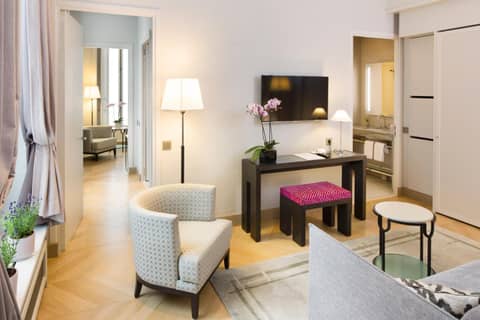 Hôtel Bedford — hotel room