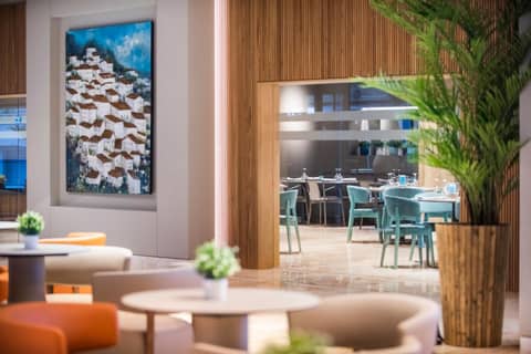 Salles Hotel Málaga Centro — recepcion & lobby