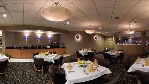 Crowne Plaza Virginia Beach Town Center by IHG — photo 2