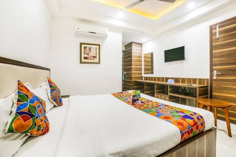 FabHotel Prime Sapphire Inn — hotel room