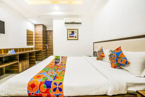 FabHotel Prime Sapphire Inn — hotel room