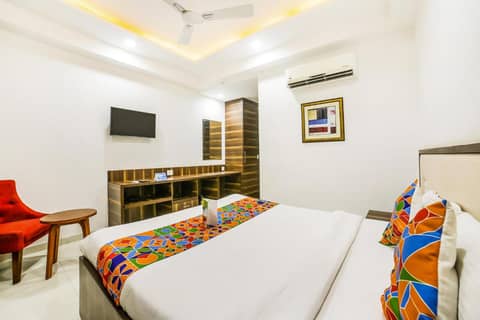 FabHotel Prime Sapphire Inn — hotel room