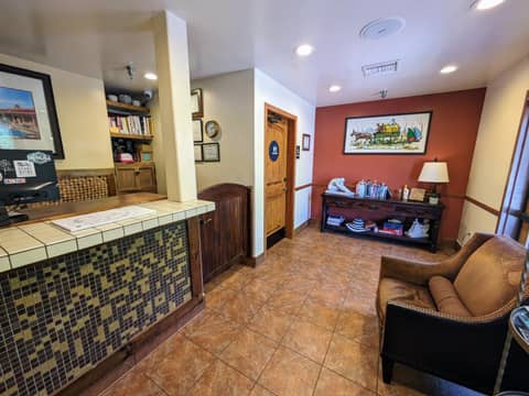 Los Arboles Hotel — photo 3