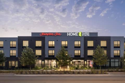 Hampton Inn by Hilton Austin Downtown East Side — photo 8