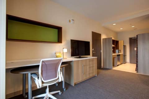Home2 Suites By Hilton Charlotte Uptown — photo 2