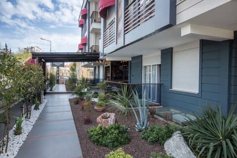 Elanis Suites — photo 2
