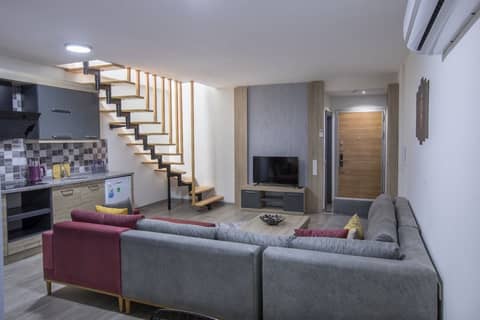 Elanis Suites — photo 5