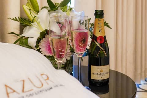 AZUR Legacy Collection Hotel — photo 3