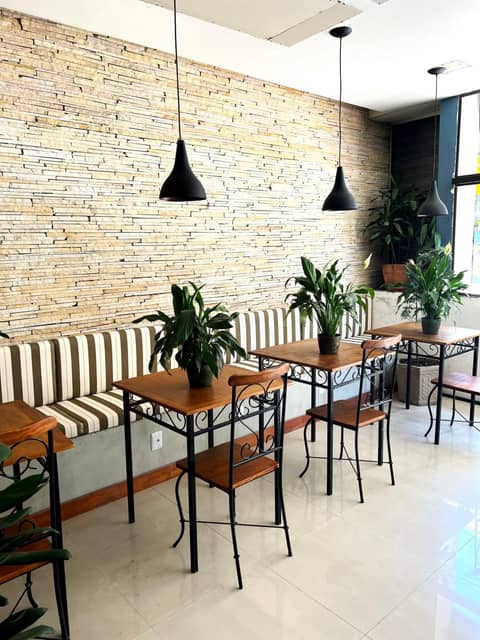 HMG Rio Suítes — dining