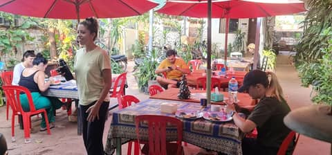 Relax Resort Angkor Villa — human