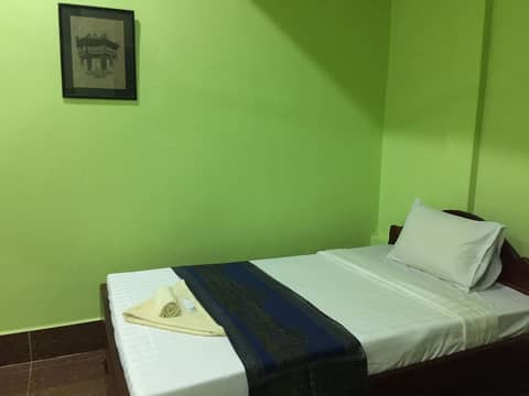 Relax Resort Angkor Villa — hotel room