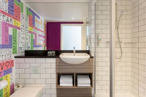 ibis Styles Glasgow Central — photo 5