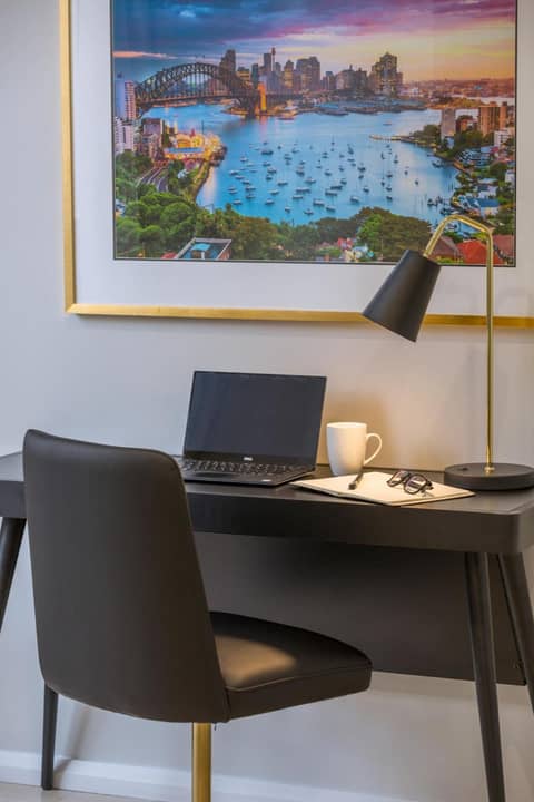 Meriton Suites Pitt Street Sydney — photo 8