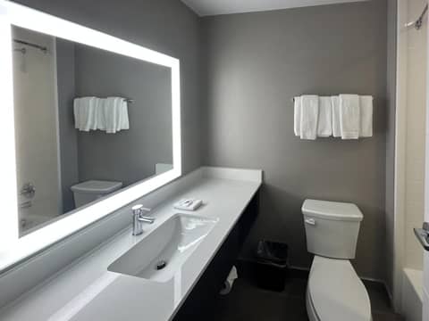 Motel 6 Dallas, TX Methodist Charlton Medical Ctr — photo 7