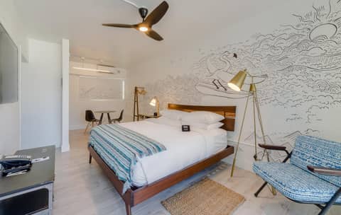 Plunge Beach Resort — photo 3