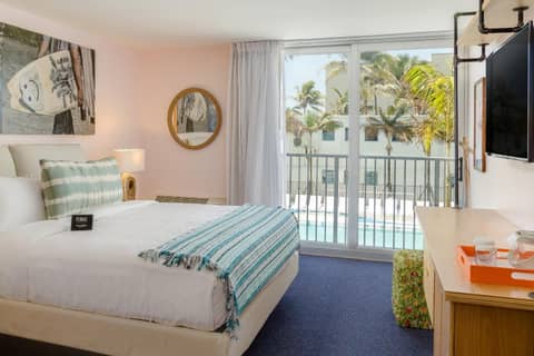 Plunge Beach Resort — photo 4