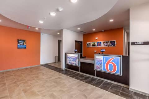 Motel 6-Las Vegas NV - Motor Speedway — photo 4