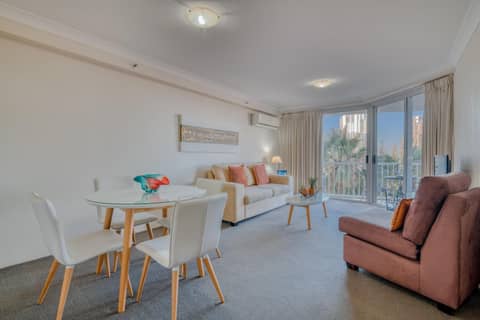 Bel Air on Broadbeach - Official — photo 8