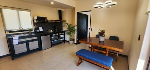 SUITES LOMBOY & PLAZA — kitchen