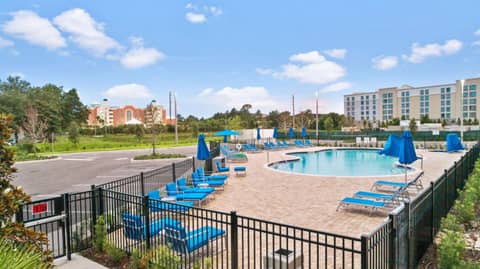 Holiday Inn Express & Suites Orlando- Lake Buena Vista by IHG — photo 3