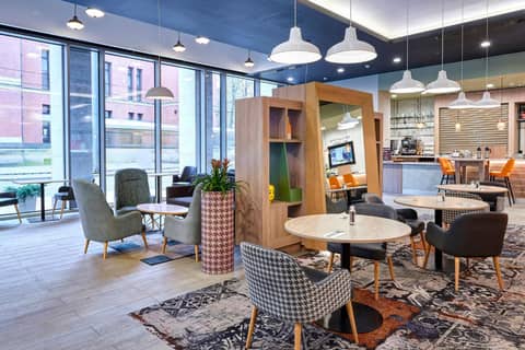 Holiday Inn Manchester - City Centre by IHG — photo 5