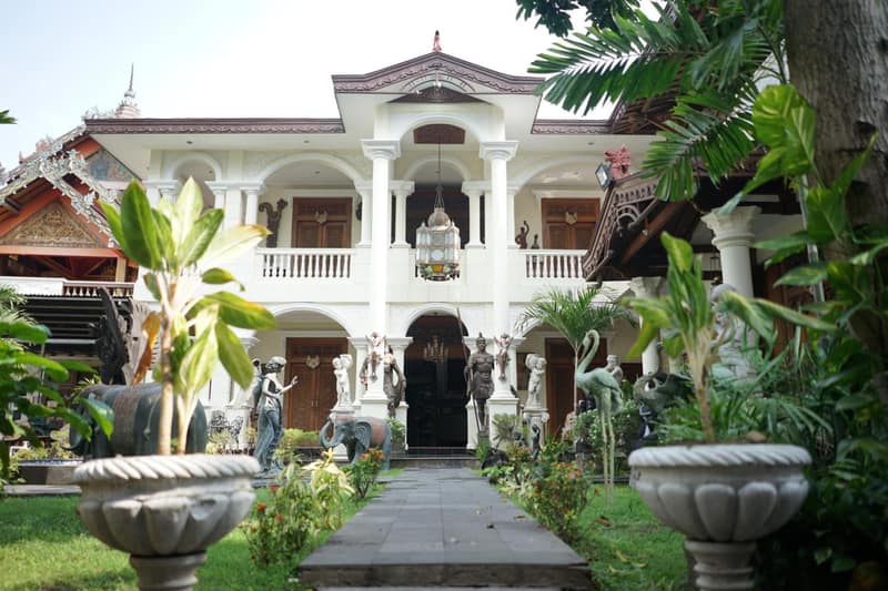 Rumah Pesik Art & Heritage Hotel — building