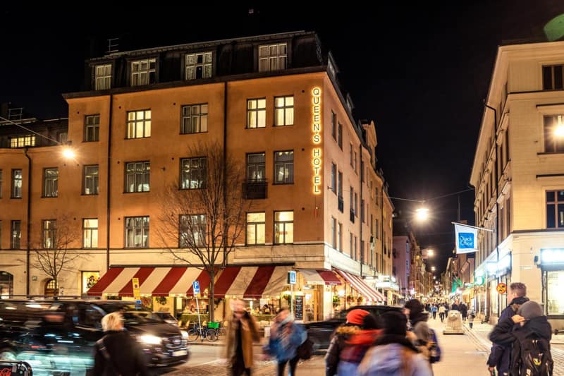 Queen's Hotel by First Hotels — building