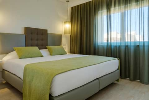 3HB Falésia Garden — hotel room