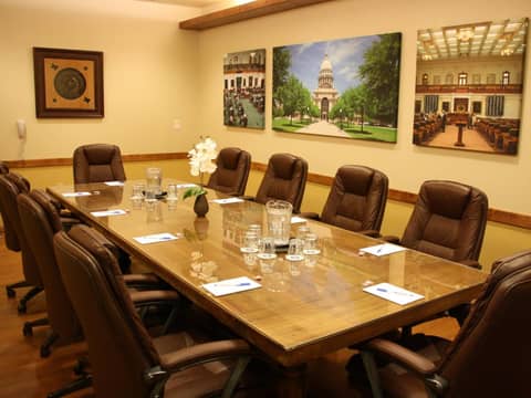 Wyndham Garden Hotel Austin — photo 9