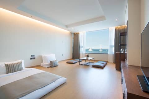 Hotel Central Bay — photo 9