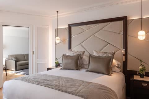 L'Hôtel du Collectionneur Paris — hotel room