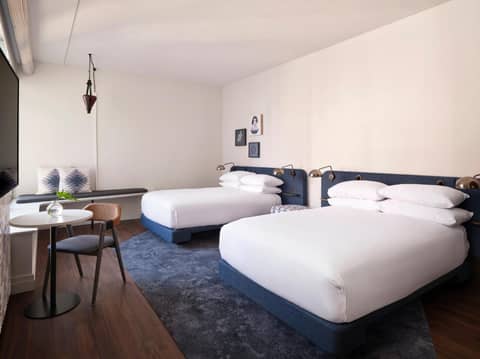 Alma San Diego Downtown, a Tribute Portfolio Hotel — hotel room