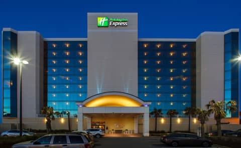 Holiday Inn Express & Suites VA Beach Oceanfront by IHG — photo 7