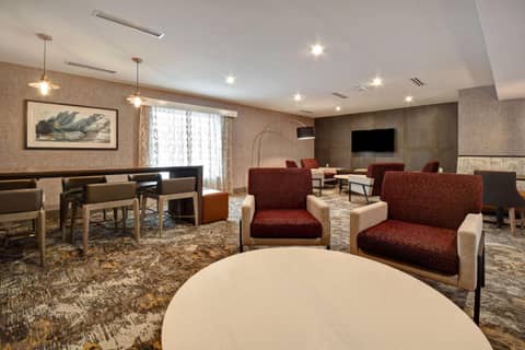 DoubleTree by Hilton St. Louis Airport, MO — photo 2