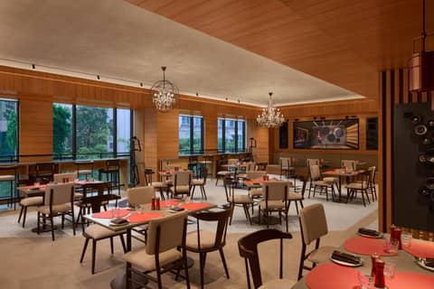 Moxy Mumbai Andheri West — dining