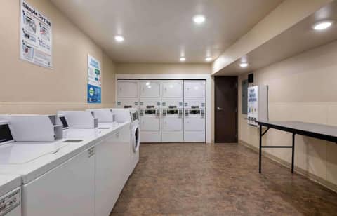 Extended Stay America Select Suites - Lake Worth — photo 3